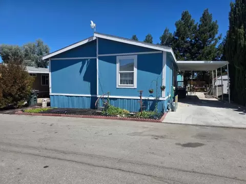 2900 Fairview Rd 76, Hollister, CA 95023