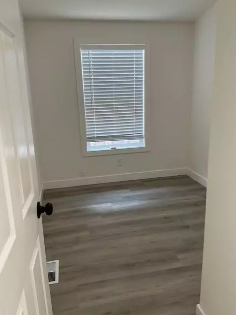 Bedroom - 16644 Almond St, Huron, CA 93234 photo 2 of 2