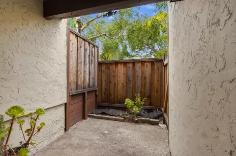 Exterior - 1181 Oddstad Blvd, Pacifica, CA 94044 photo 3 of 9