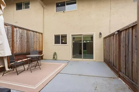 Exterior - 1181 Oddstad Blvd, Pacifica, CA 94044 photo 5 of 9
