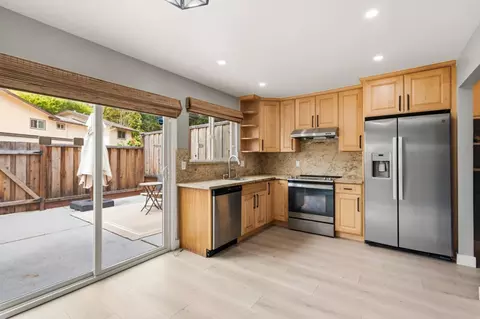Kitchen - 1181 Oddstad Blvd, Pacifica, CA 94044 photo 1 of 3