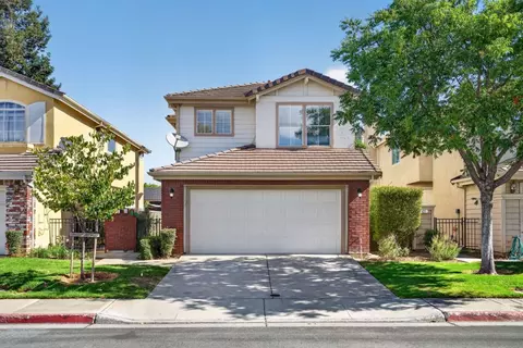 Exterior - 641 Eden St, Gilroy, CA 95020 photo 2 of 3
