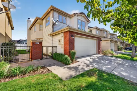 Exterior - 641 Eden St, Gilroy, CA 95020 photo 3 of 3