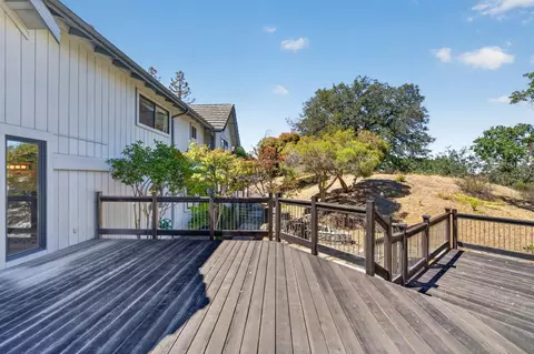 Exterior - 13204 Wright Way, Los Altos Hills, CA 94022 photo 16 of 24