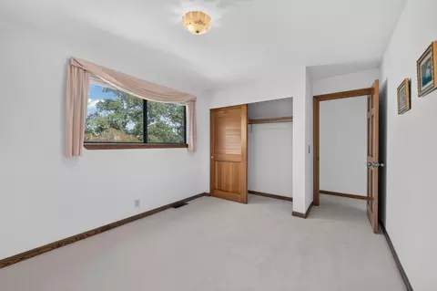 Bedroom - 13204 Wright Way, Los Altos Hills, CA 94022 photo 15 of 27