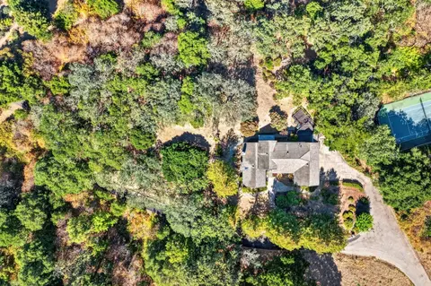 View/Area - 13204 Wright Way, Los Altos Hills, CA 94022 photo 5 of 11