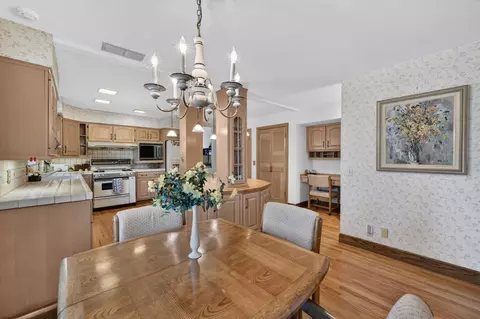 Dining - 13204 Wright Way, Los Altos Hills, CA 94022 photo 5 of 5