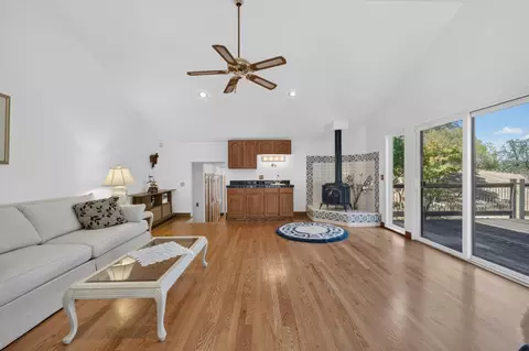 Living - 13204 Wright Way, Los Altos Hills, CA 94022 photo 6 of 9