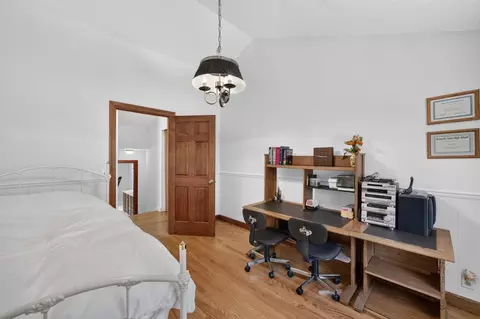 Bedroom - 13204 Wright Way, Los Altos Hills, CA 94022 photo 10 of 27