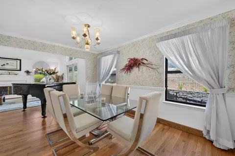 Dining - 13204 Wright Way, Los Altos Hills, CA 94022 photo 1 of 5