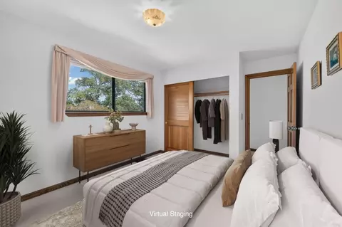 Bedroom - 13204 Wright Way, Los Altos Hills, CA 94022 photo 14 of 27