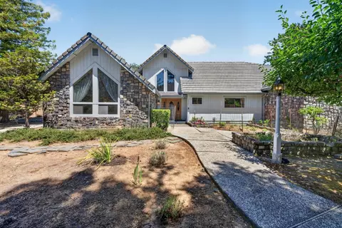 Exterior - 13204 Wright Way, Los Altos Hills, CA 94022 photo 1 of 24