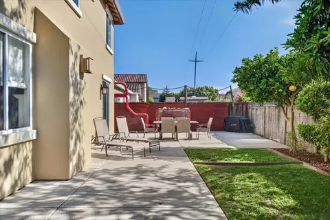 Exterior - 15 Victoria Cir, Salinas, CA 93906 photo 5 of 9