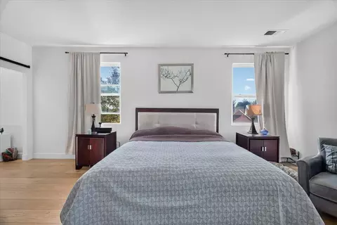 Bedroom - 15 Victoria Cir, Salinas, CA 93906 photo 1 of 4