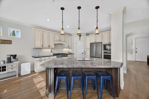Kitchen - 15 Victoria Cir, Salinas, CA 93906 photo 1 of 3