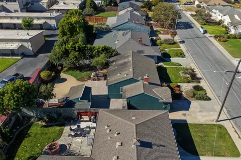 View/Area - 840 Capistrano Dr, Salinas, CA 93901 photo 2 of 5