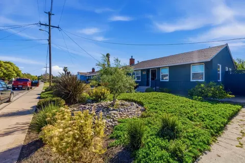 Exterior - 840 Capistrano Dr, Salinas, CA 93901 photo 3 of 7