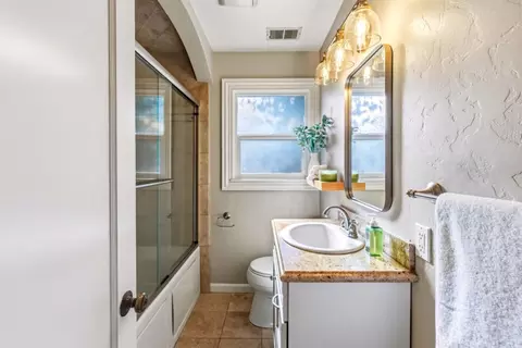 Bath - 840 Capistrano Dr, Salinas, CA 93901 photo 1 of 4