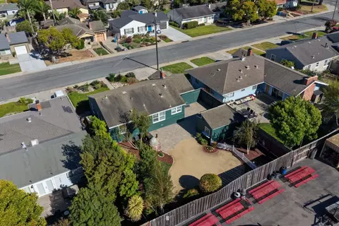 View/Area - 840 Capistrano Dr, Salinas, CA 93901 photo 4 of 5
