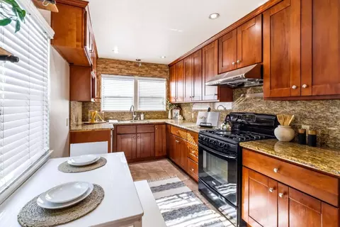 Kitchen - 840 Capistrano Dr, Salinas, CA 93901 photo 1 of 4