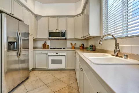 Kitchen - 898 Revelation Pl, Milpitas, CA 95035 photo 2 of 2