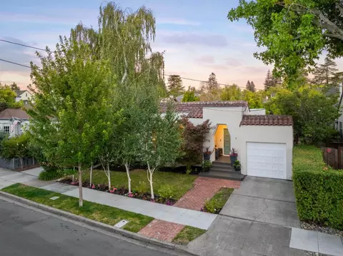 1715 Ralston Ave, Burlingame, CA 94010