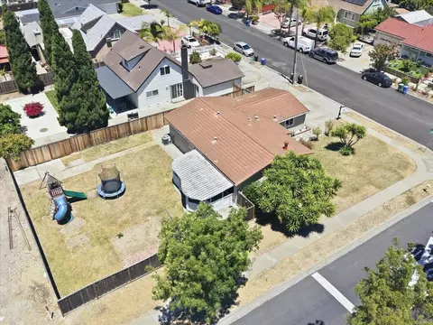 View/Area - 36493 Colbert St, Newark, CA 94560 photo 3 of 10