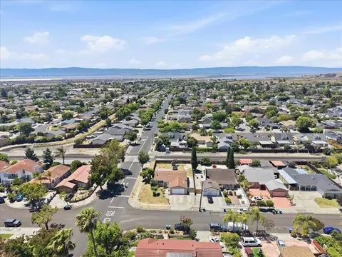 View/Area - 36493 Colbert St, Newark, CA 94560 photo 9 of 10