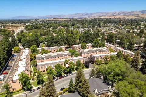 343 Tradewinds Dr, San Jose, CA 95123