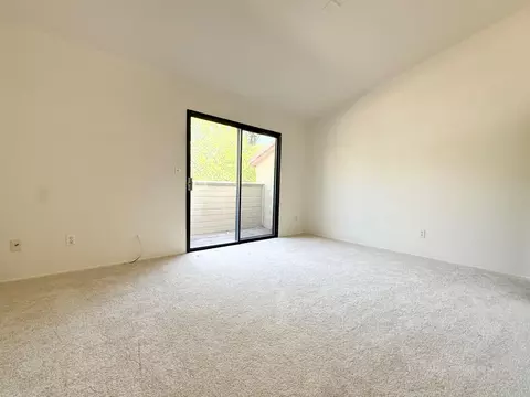 Bedroom - 3101 Peppermill Cir, Pittsburg, CA 94565 photo 2 of 5
