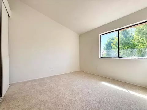 Bedroom - 3101 Peppermill Cir, Pittsburg, CA 94565 photo 5 of 5