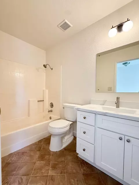 Bath - 3101 Peppermill Cir, Pittsburg, CA 94565 photo 6 of 6