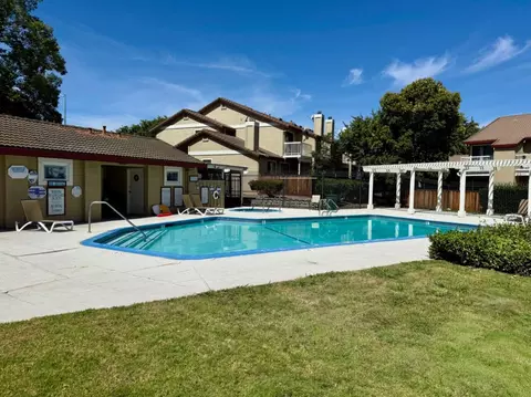 Exterior - 3101 Peppermill Cir, Pittsburg, CA 94565 photo 8 of 9