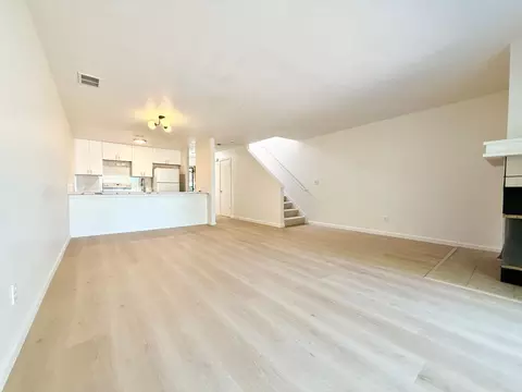 Living - 3101 Peppermill Cir, Pittsburg, CA 94565 photo 4 of 4