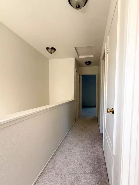 Entry Way - 3101 Peppermill Cir, Pittsburg, CA 94565 photo 3 of 4
