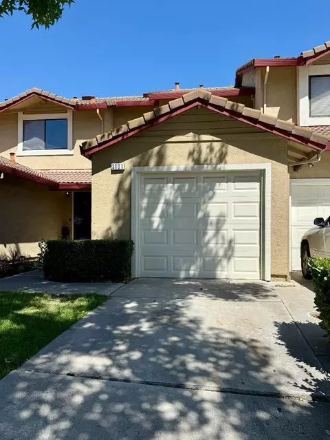 Exterior - 3101 Peppermill Cir, Pittsburg, CA 94565 photo 4 of 9