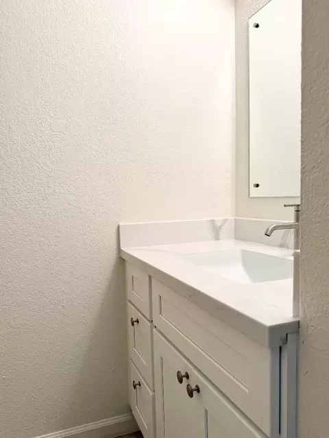 Bath - 127 Harris Cir, Bay Point, CA 94565 photo 5 of 5