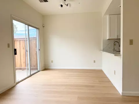 Living - 127 Harris Cir, Bay Point, CA 94565 photo 6 of 6
