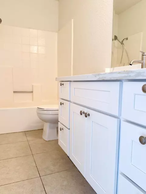 Bath - 127 Harris Cir, Bay Point, CA 94565 photo 3 of 5