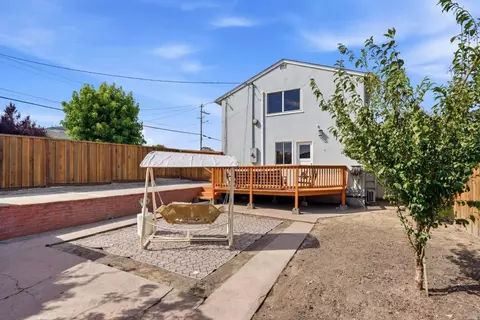 Exterior - 380 Chadbourne Ave, Millbrae, CA 94030 photo 9 of 9