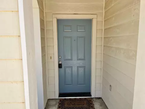 Entry Way - 700 Gardenia Pl, Soledad, CA 93960 photo 1 of 3