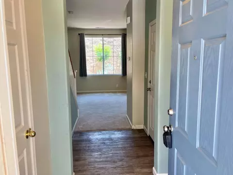 Entry Way - 700 Gardenia Pl, Soledad, CA 93960 photo 2 of 3