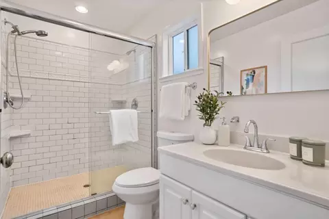 Bath - 371 Paramount Dr, Millbrae, CA 94030 photo 1 of 4