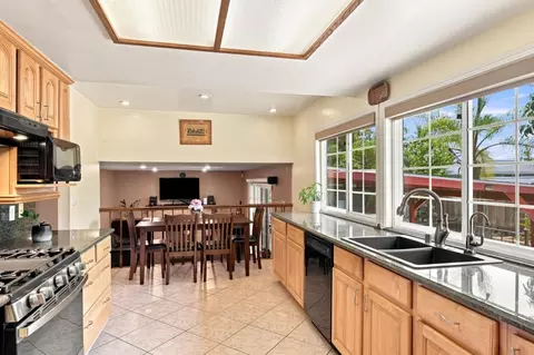 Kitchen - 2145 Ruby Ave, San Jose, CA 95148 photo 6 of 6