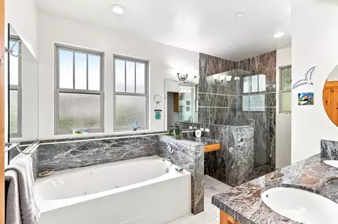 Bath - 398 San Carlos Ave, El Granada, CA 94018 photo 2 of 5