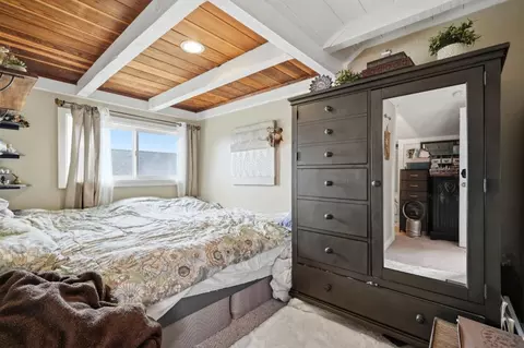 Bedroom - 575 Myrtle St, Half Moon Bay, CA 94019 photo 3 of 4