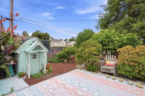 Exterior - 575 Myrtle St, Half Moon Bay, CA 94019 photo 4 of 6