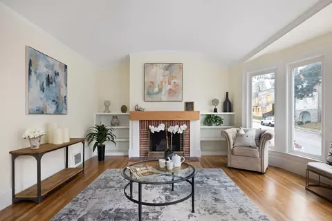 Living - 2231 14th Ave, San Francisco, CA 94116 photo 2 of 6