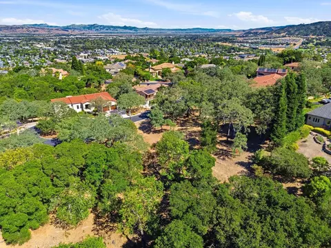 8341 Winter Green Ct, Gilroy, CA 95020 photo 15