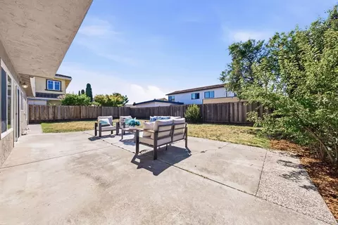 Exterior - 8183 Pebble Beach Ave, Newark, CA 94560 photo 3 of 8